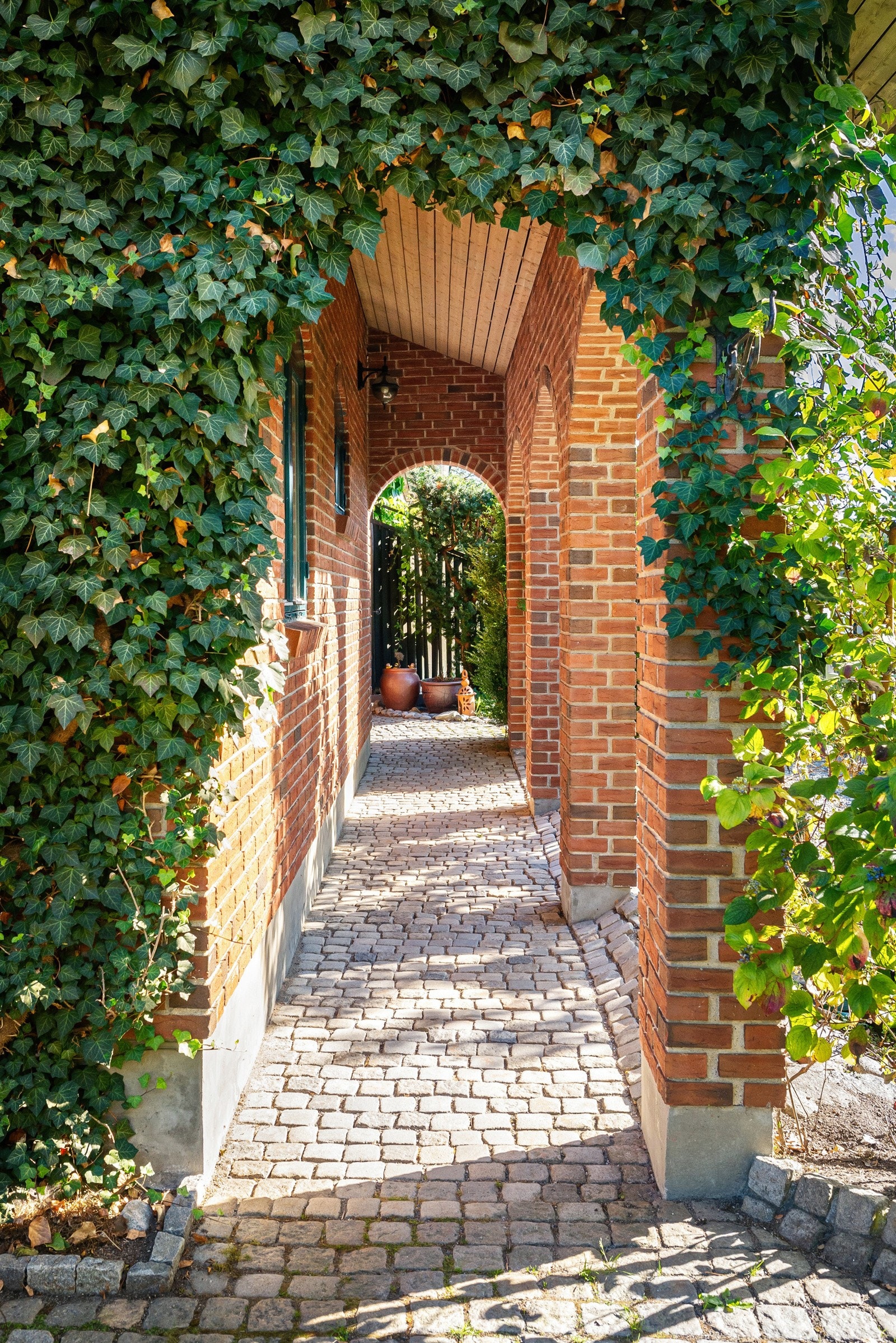 Inngangspartiet gir et godt første inntrykk av eiendommen. Galleribilde