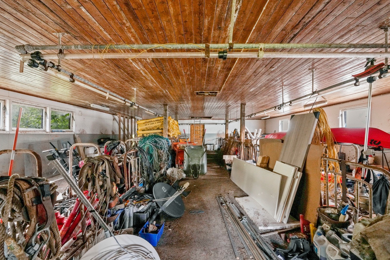 Fjøsrom Galleribilde