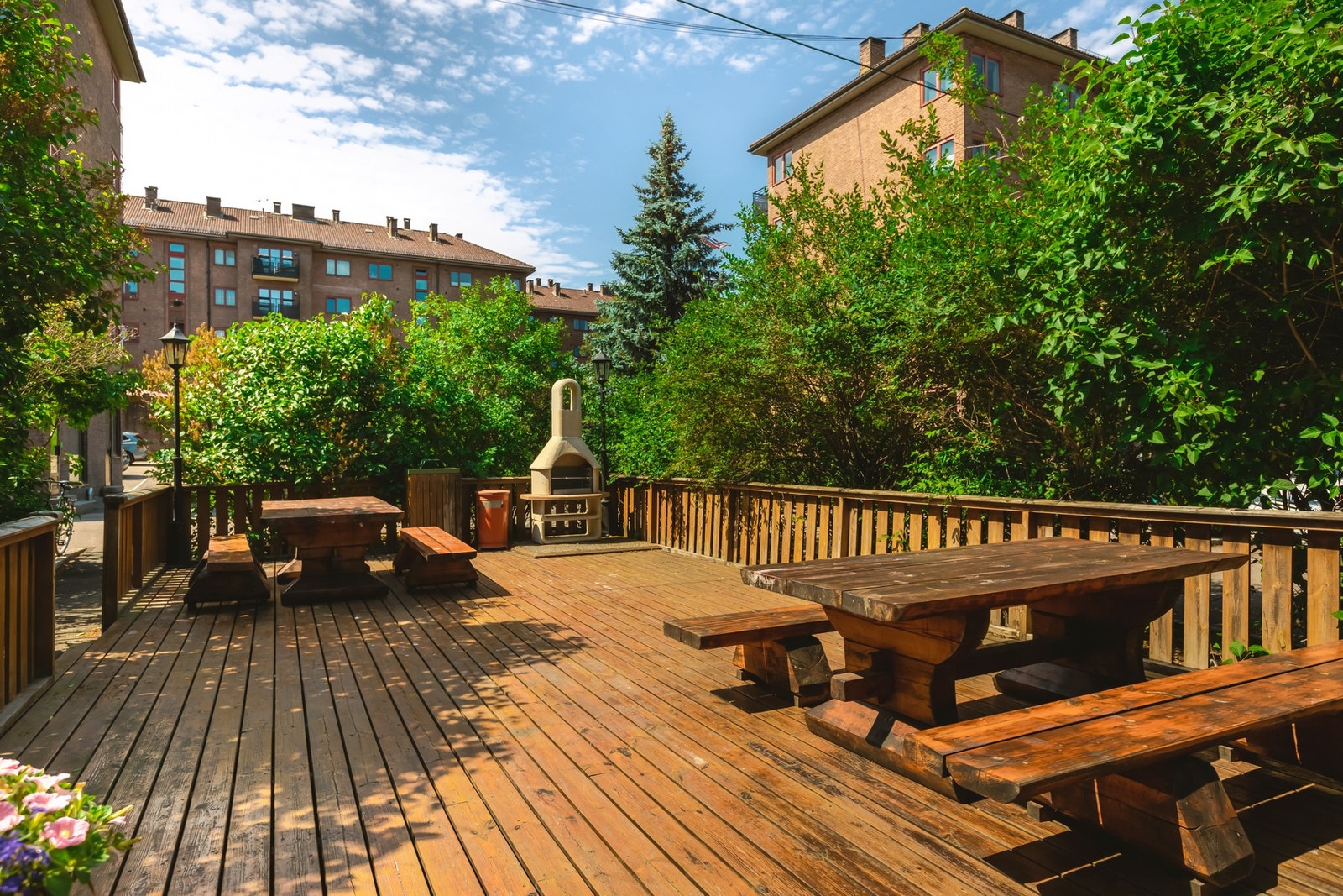 På borettslagets fellesområde er det flere sittegrupper. Galleribilde