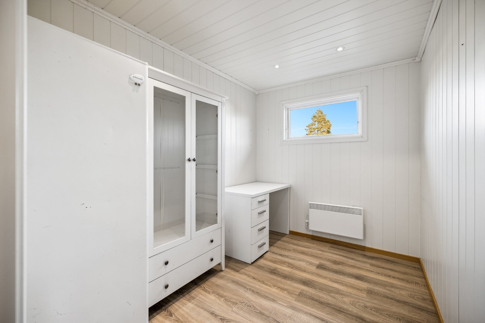 Isolert bod i garasjen / trimrom Galleribilde