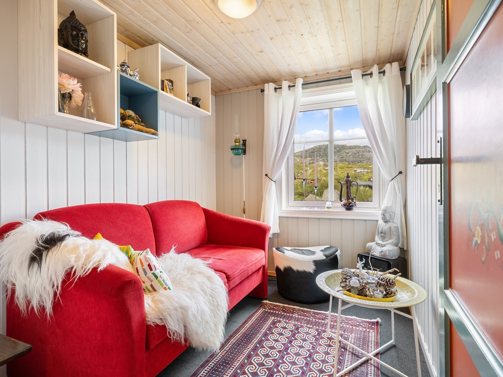 Soverom 4 er innredet som stue med sovesofa. Galleribilde