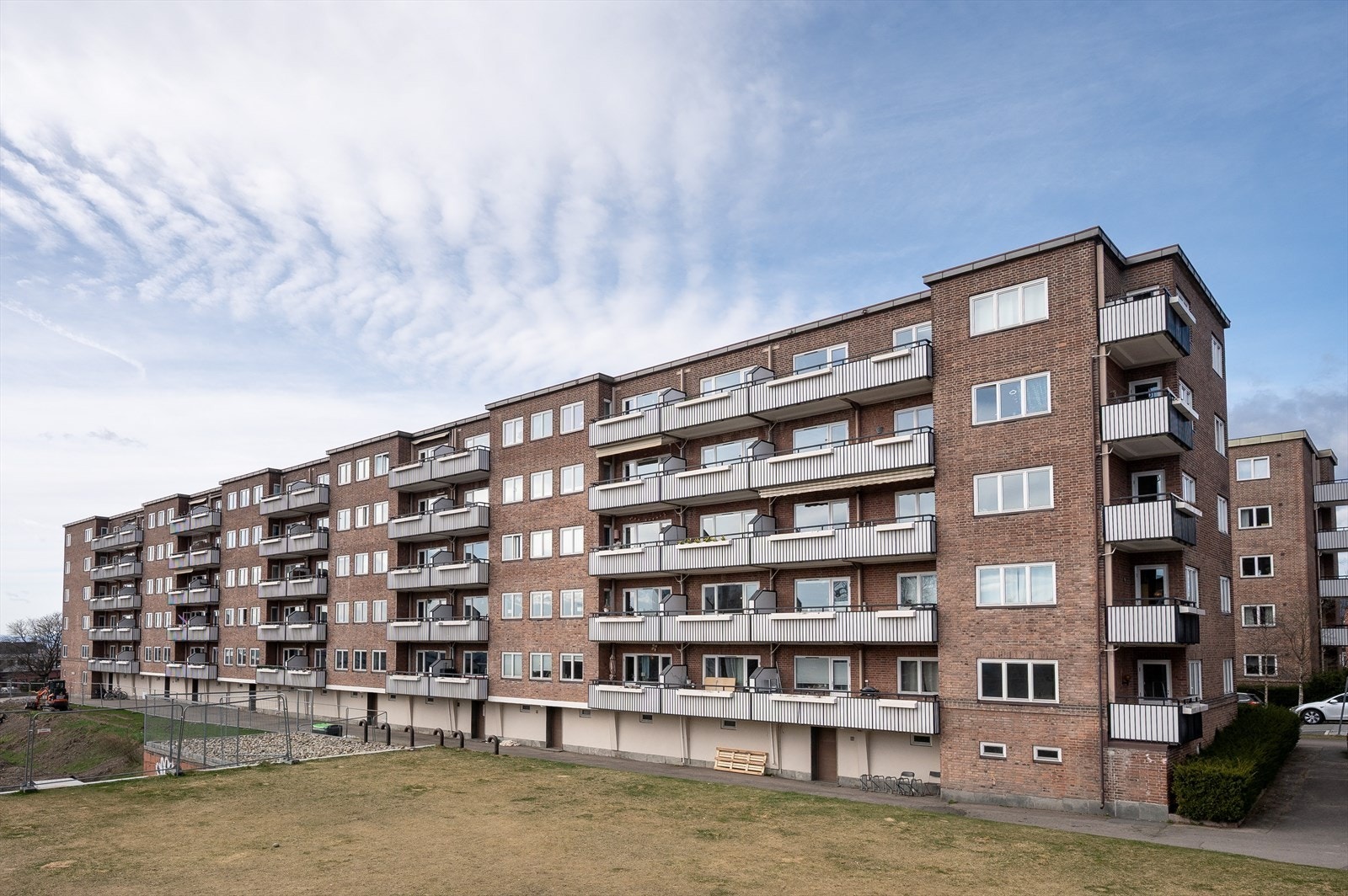 Schouterrassen borettslag ligger i Sinsenbyen og består av 315 boliger. Galleribilde