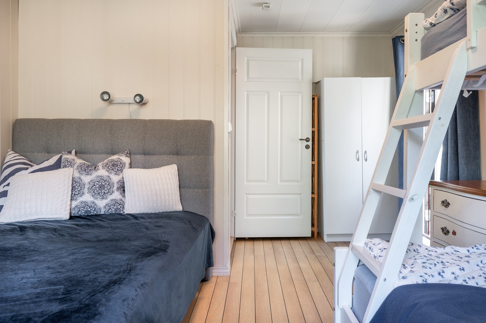 Soverom 3 med utgang balkong på baksiden Galleribilde