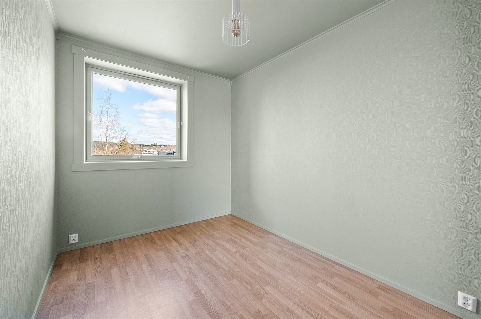 Boligen er tilknyttet Obos OpenNet som leverandør av internett via felles avtale i borettslaget. Galleribilde