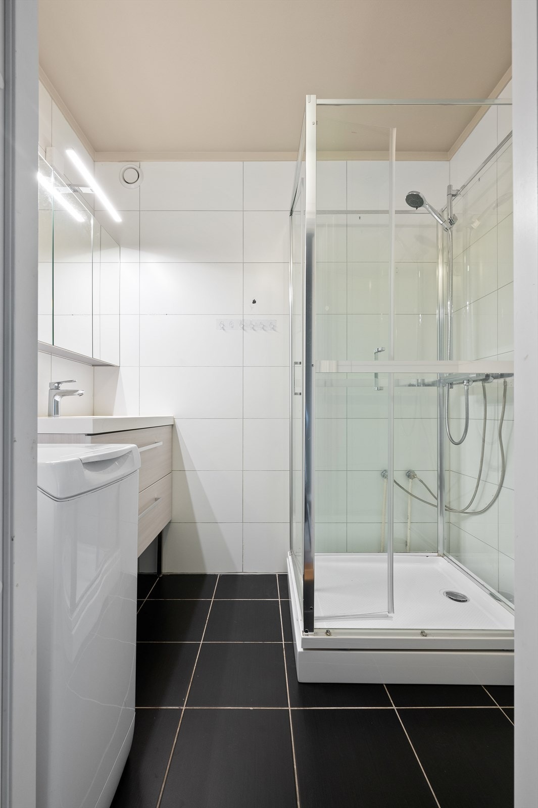 Opplegg for vaskemaskin. Galleribilde