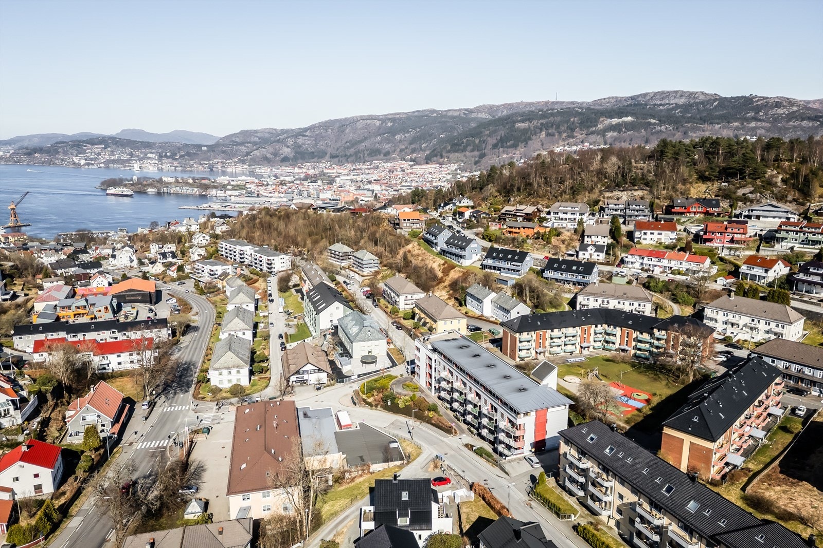 Leiligheten ligger fint til på Melkeplassen med kort vei til Bergen sentrum. Galleribilde