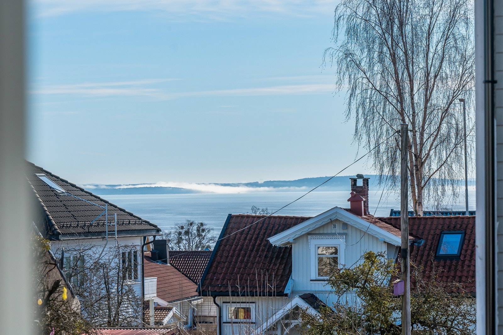 Herfra er det koselig utsyn mot sjøen Galleribilde