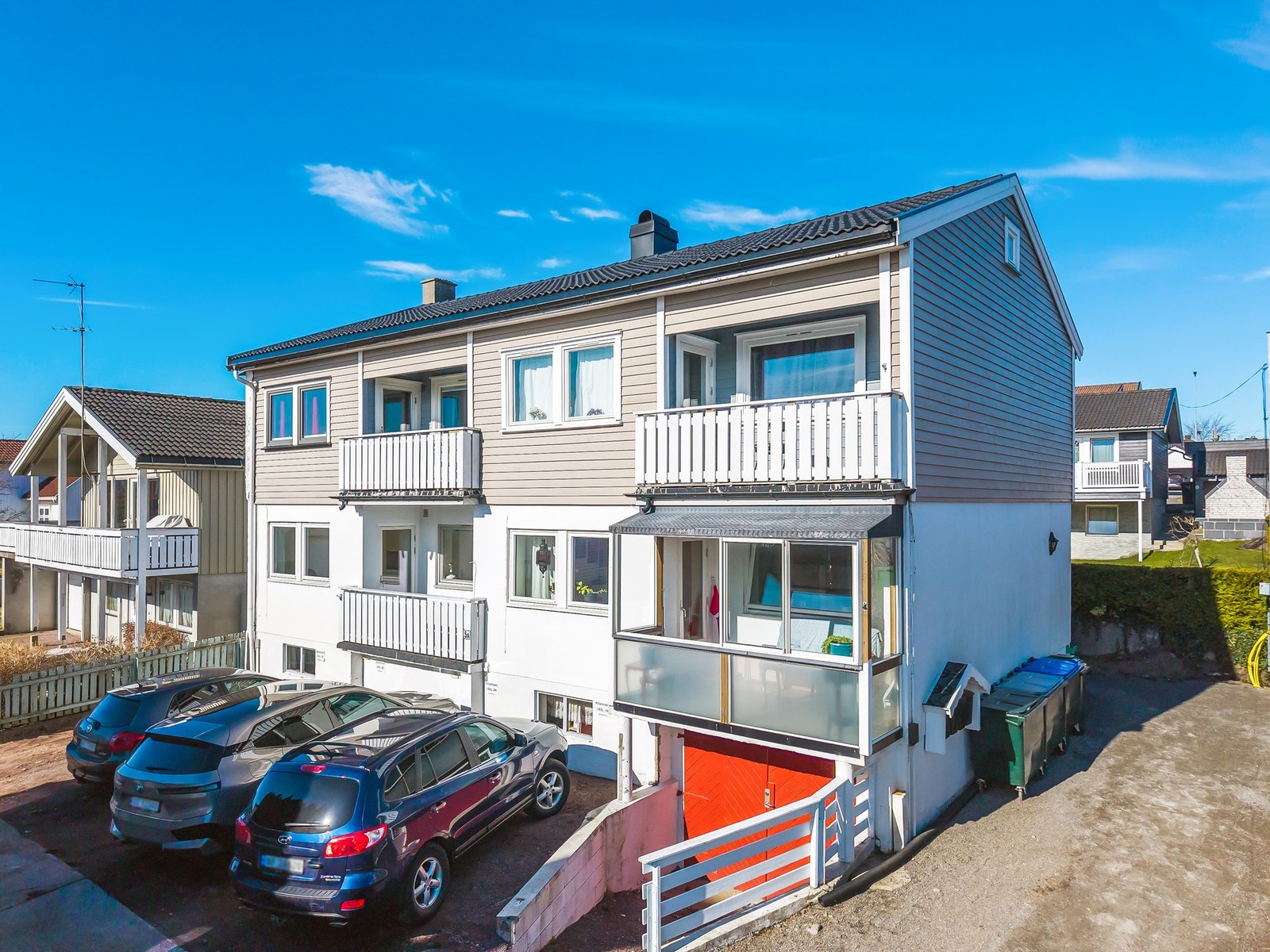 Trivelig 3-roms selveierleilighet med balkong og p.plass Galleribilde