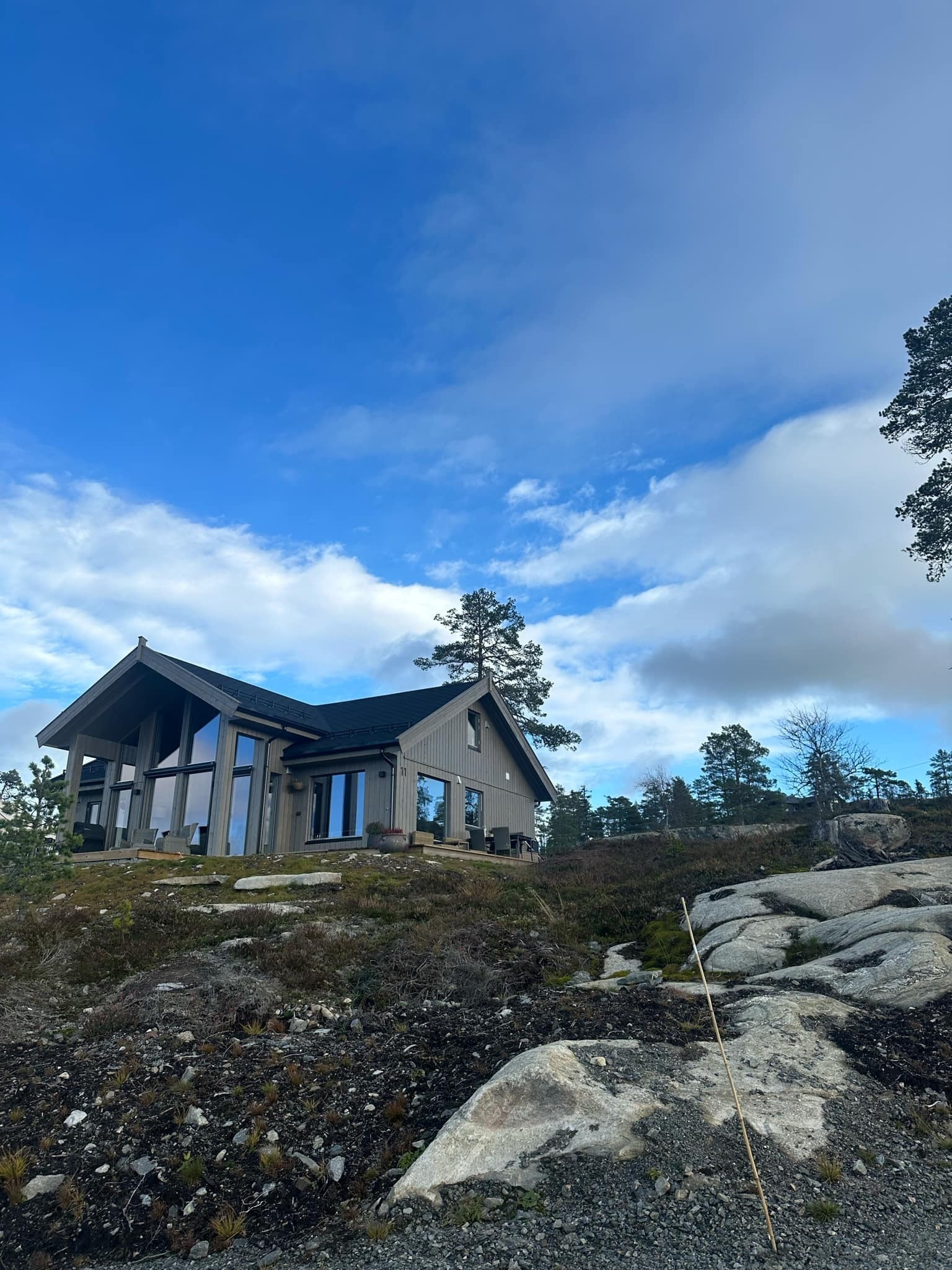 Bilde av en Solheim Hytte som er bygget og overlevert til fornøyde kunder på Lygna. Ta gjerne kontakt for visning av denne. Galleribilde