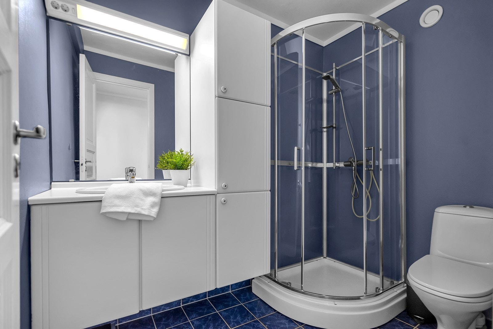 Flislagt bad Galleribilde