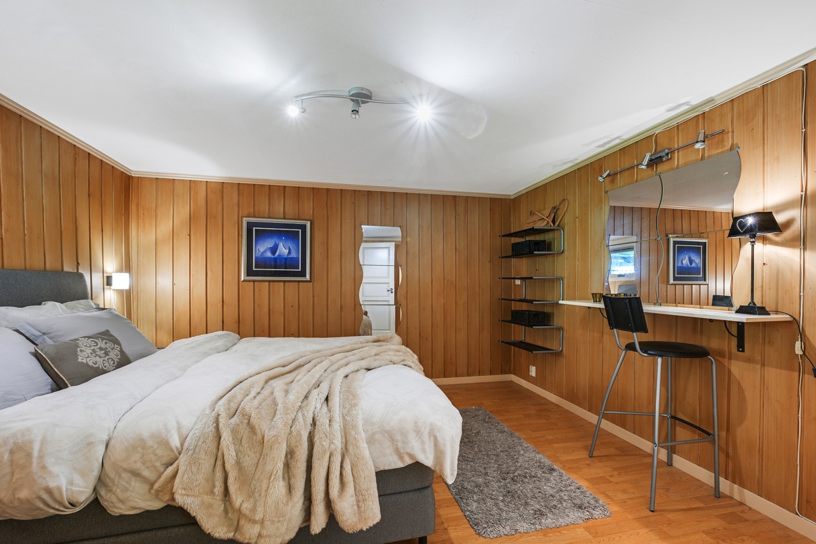 Gjesterom i kjeller Galleribilde