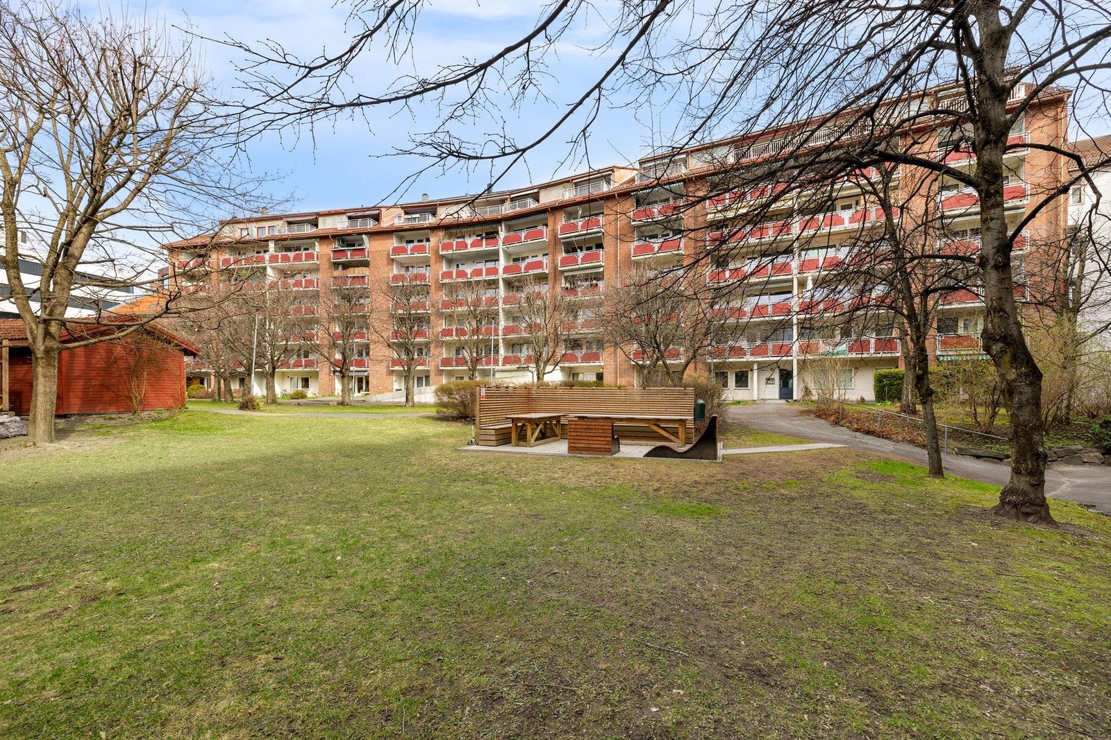 Flott, felles gårdsrom. Galleribilde