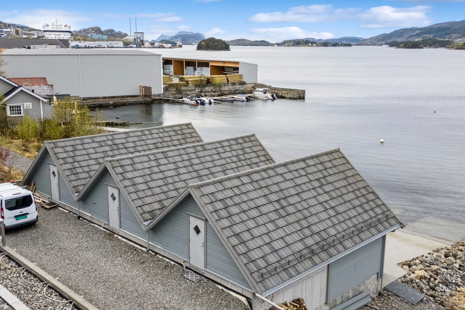 Naustet ble oppført i 2019 og fremstår med en høy og solid standard. Galleribilde