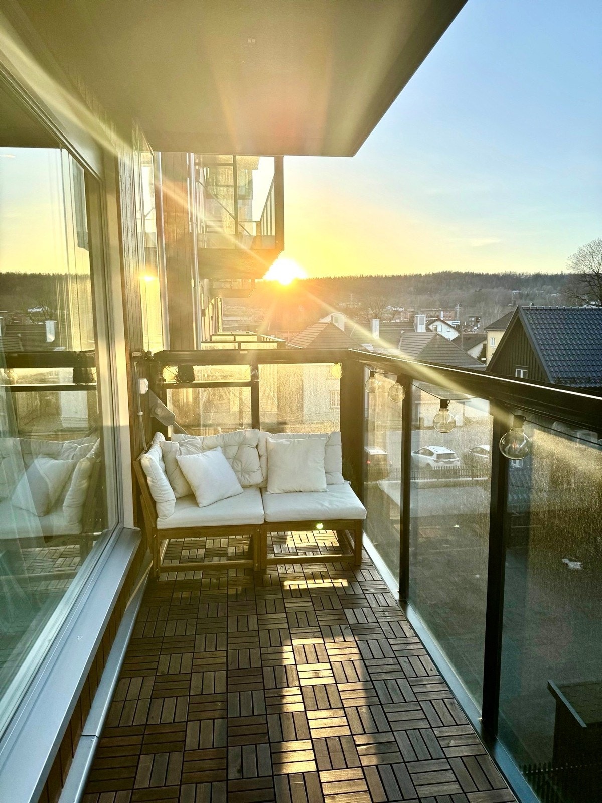 Velkommen til Elias Smiths vei 20 b, prensentert av eiendomsmegler Robert Eckmann, Eie Eiendomsmegling. Galleribilde