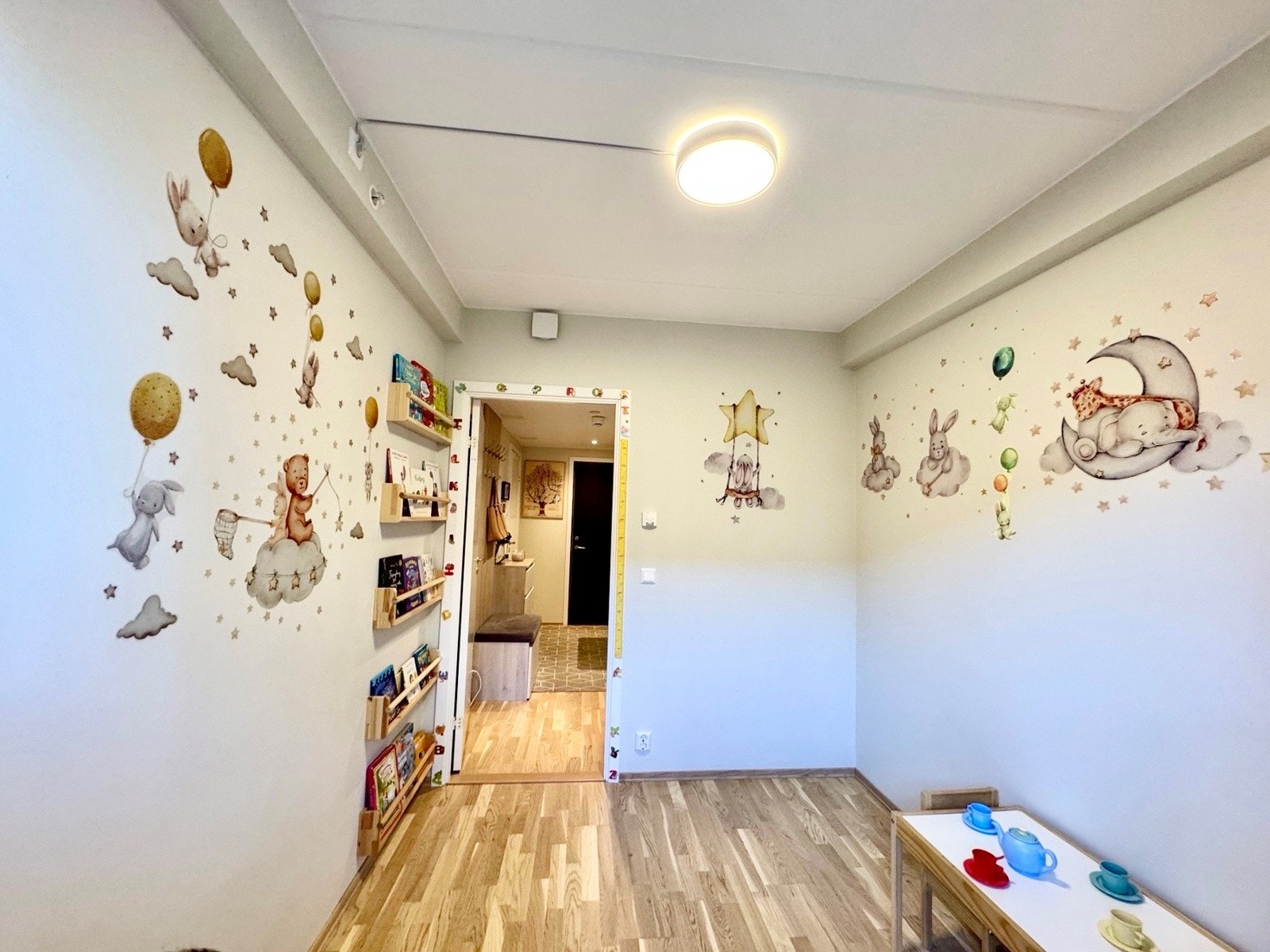 Soverom 2 mot gang. Galleribilde