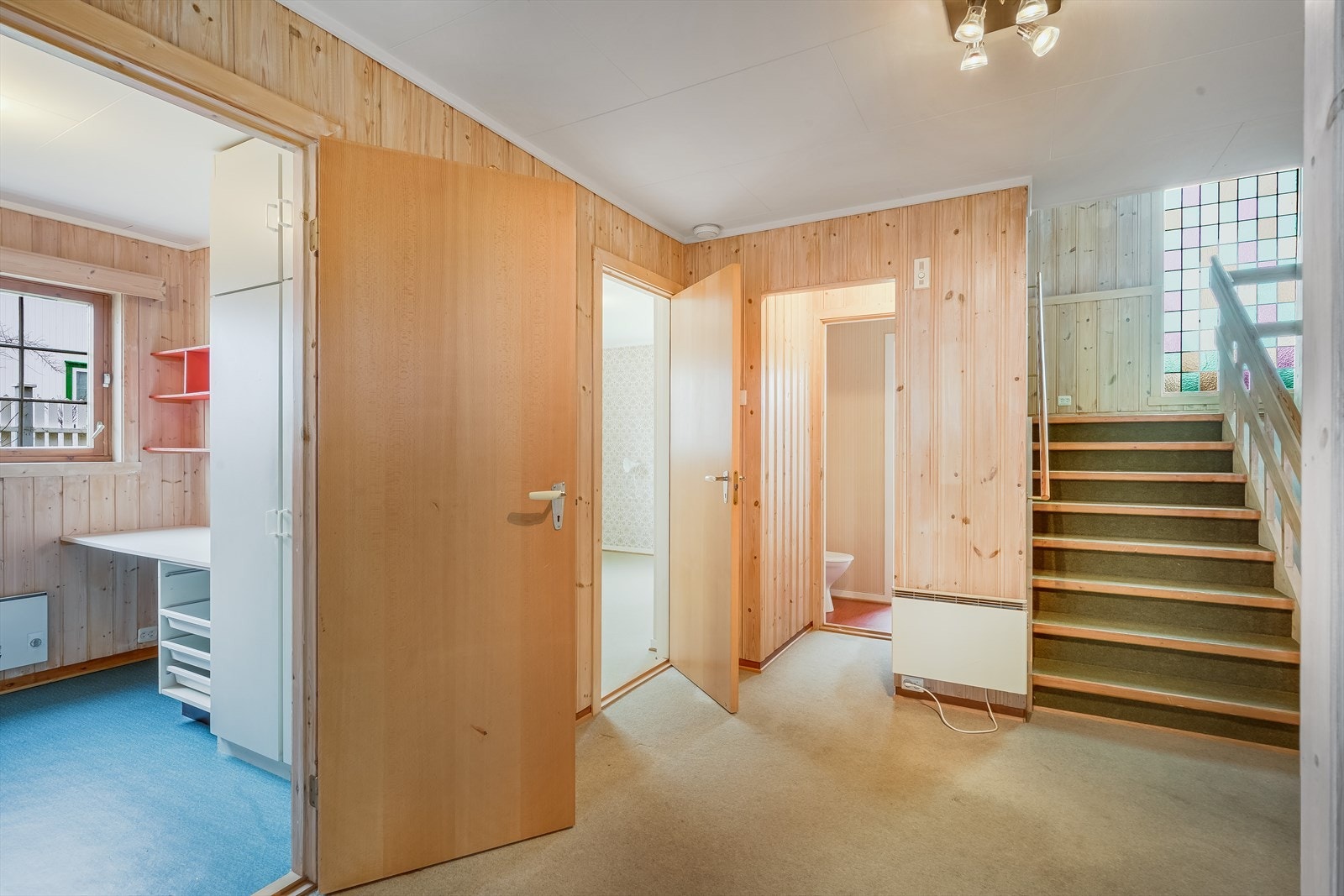 Hall/gang 1. etasje. Galleribilde