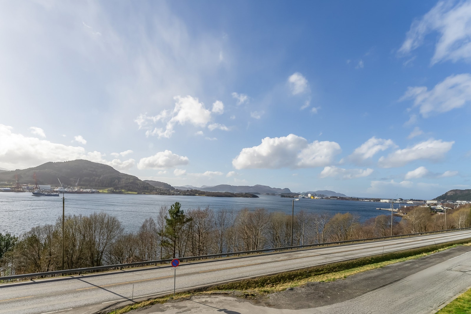 Sentral beliggenhet og svært gode solforhold. Galleribilde