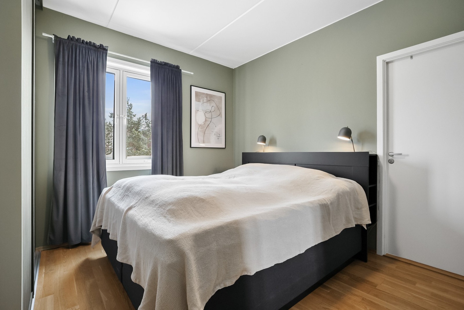 Hovedsoverommet har plass til dobbeltseng. Galleribilde