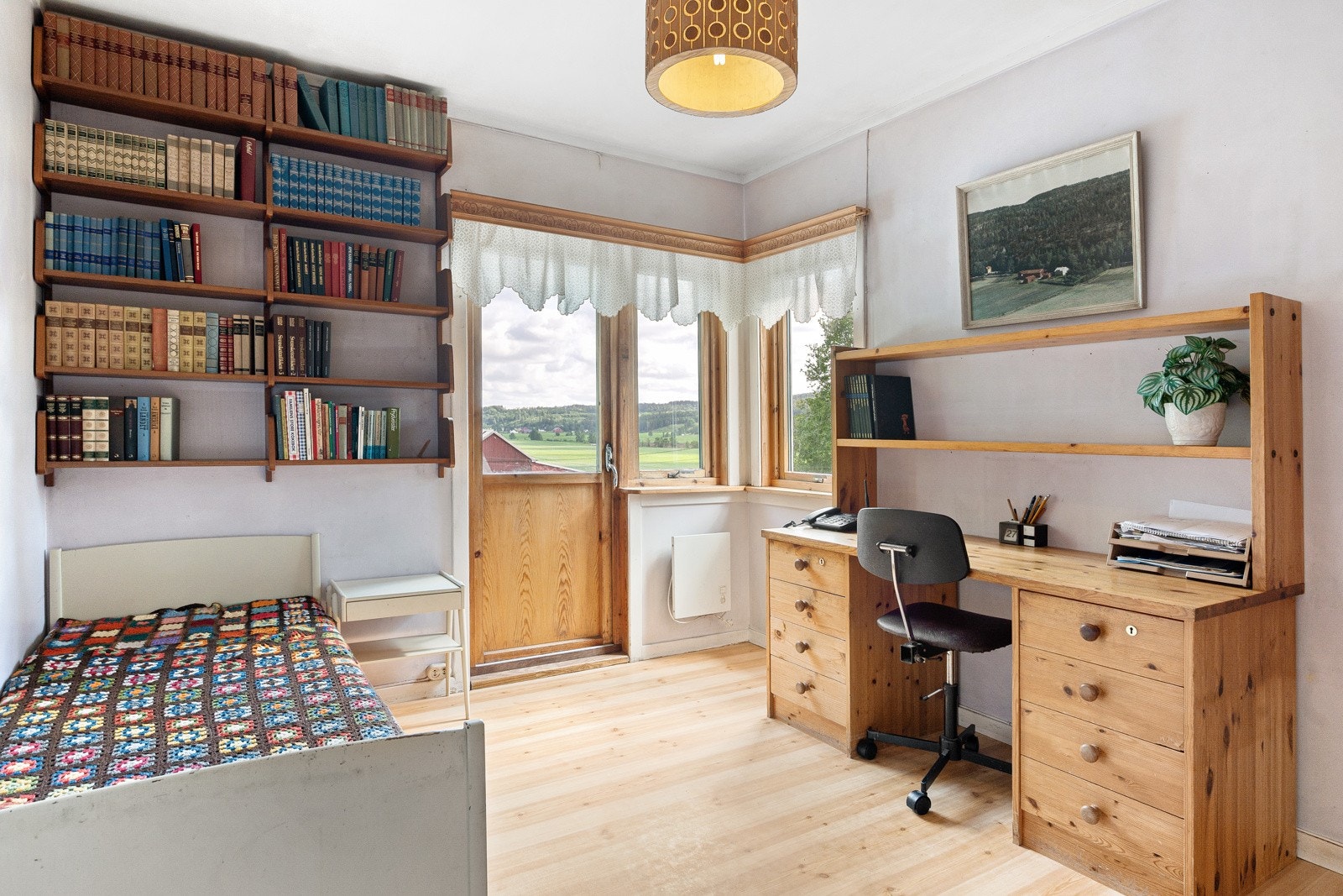 Stue/kontor/soverom Galleribilde