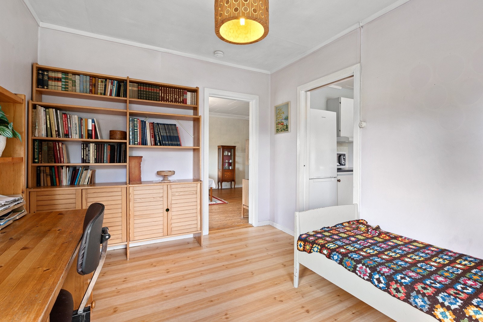 Stue/kontor/soverom Galleribilde