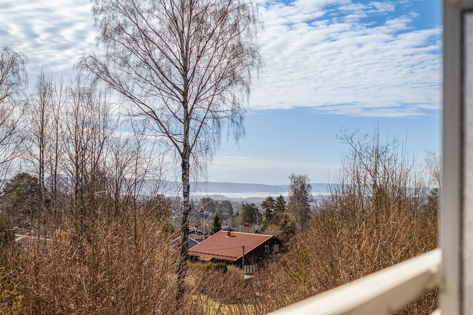 Her kan man nyte late dager med vakker utsikt over byen og fjorden! Galleribilde