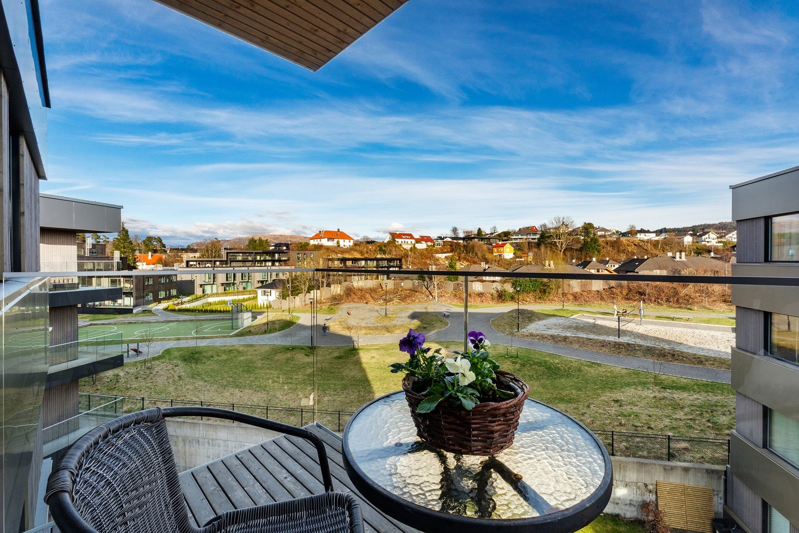 Her har du oversikt over parken bak resortet. Galleribilde