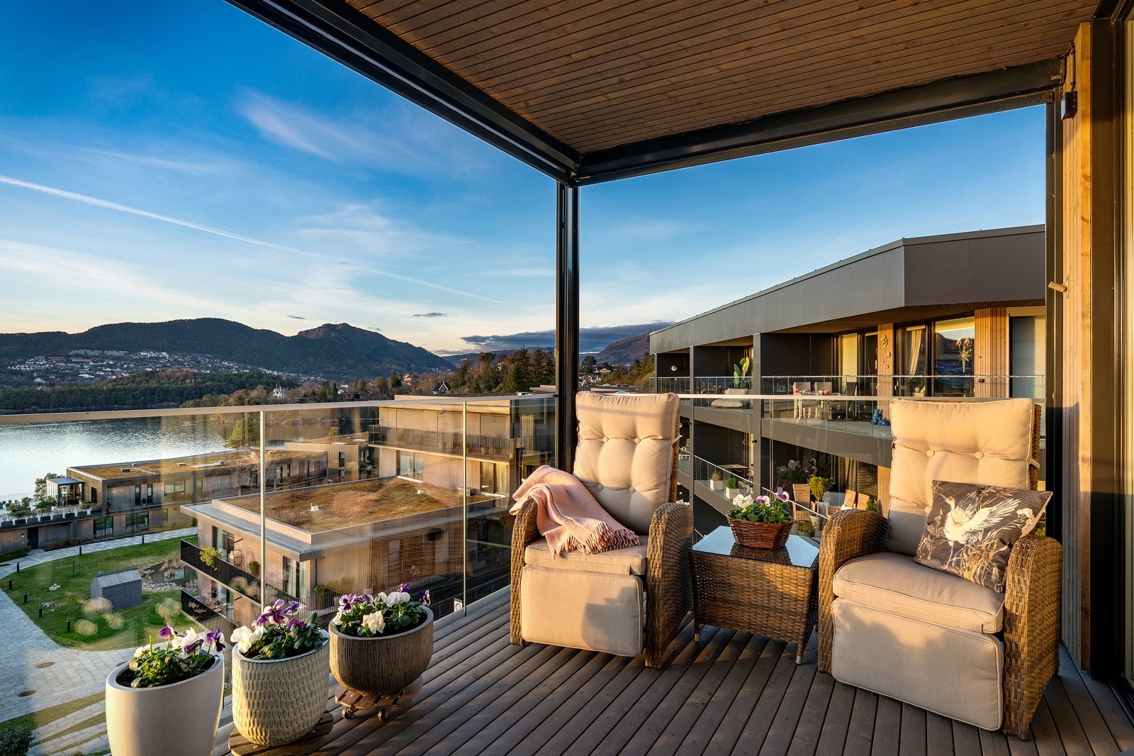 Her kan du virkelig nyte solnedgangen. Galleribilde