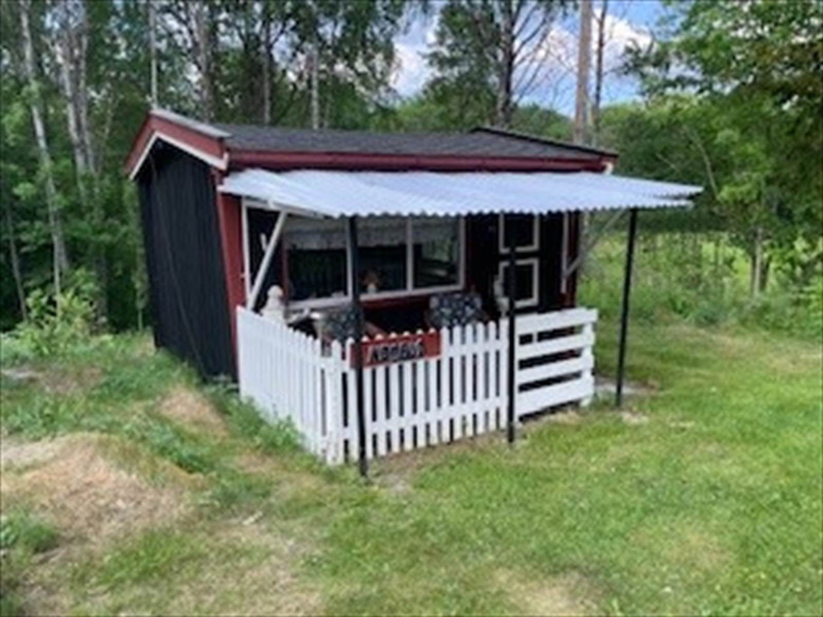 Uthus/anneks (bilde fra takstmann) Galleribilde