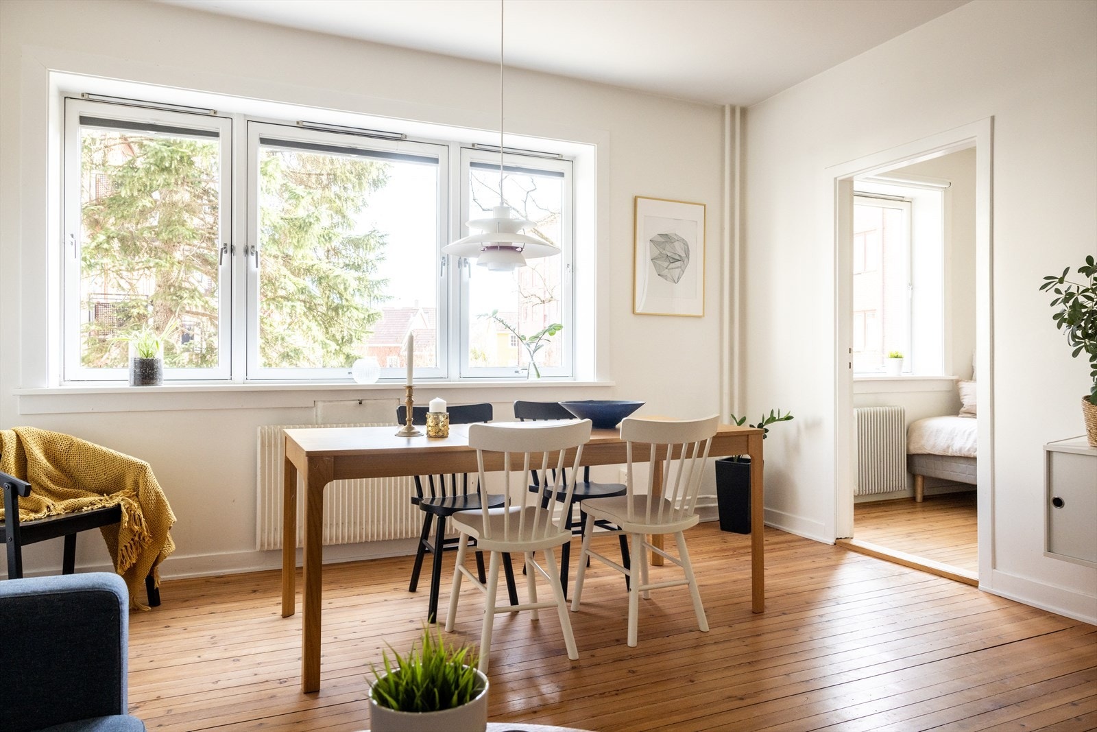 - Svært lavt strømforbruk i leiligheten. Selger opplyser og et forbruk på 3 533 kWh i 2024 - Galleribilde