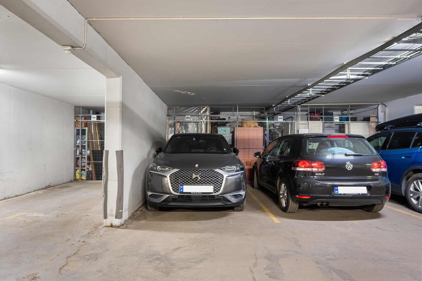Det medfølger parkeringsplass i felles garasjeanlegg. Galleribilde