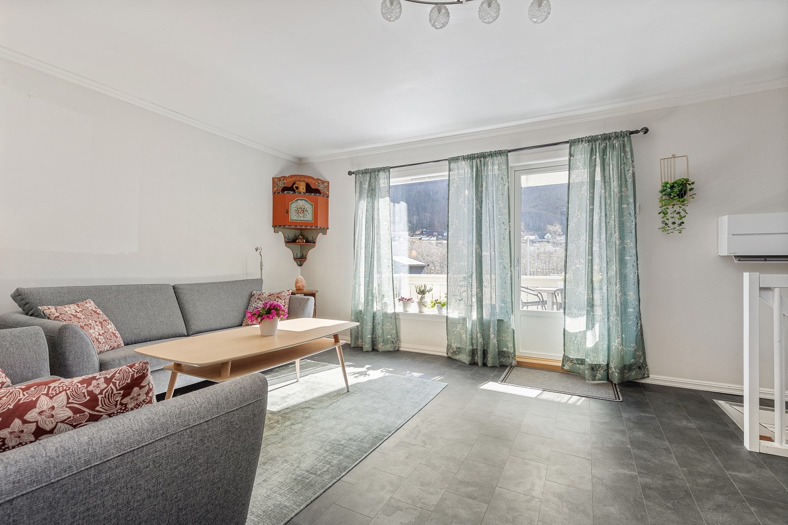 Garanti Indre Sogn v/ Malin Låksrud Øyre har gleda av å presentere Farnesvegen 50 - Galleribilde