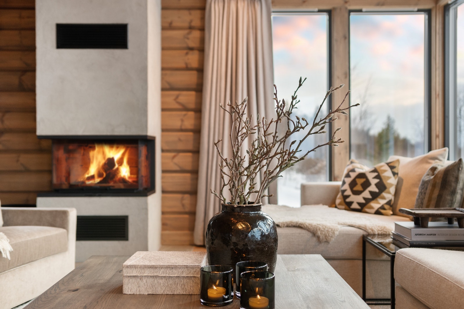 Illustrasjonsfoto fra kundeprosjekt med tilnærmet lik peis. Galleribilde