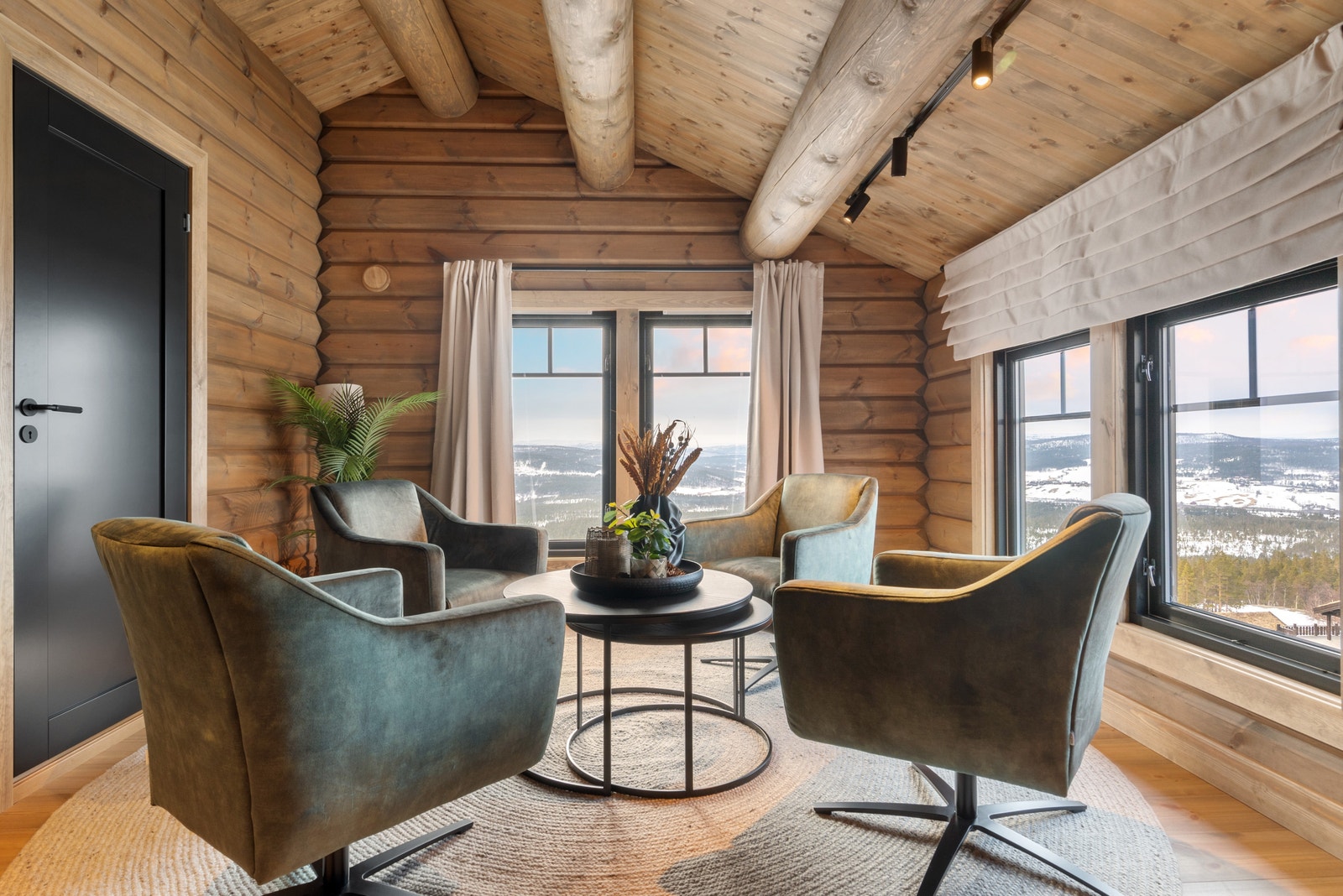 Illustrasjonsfoto fra kundeprosjekt – loftstue. Galleribilde