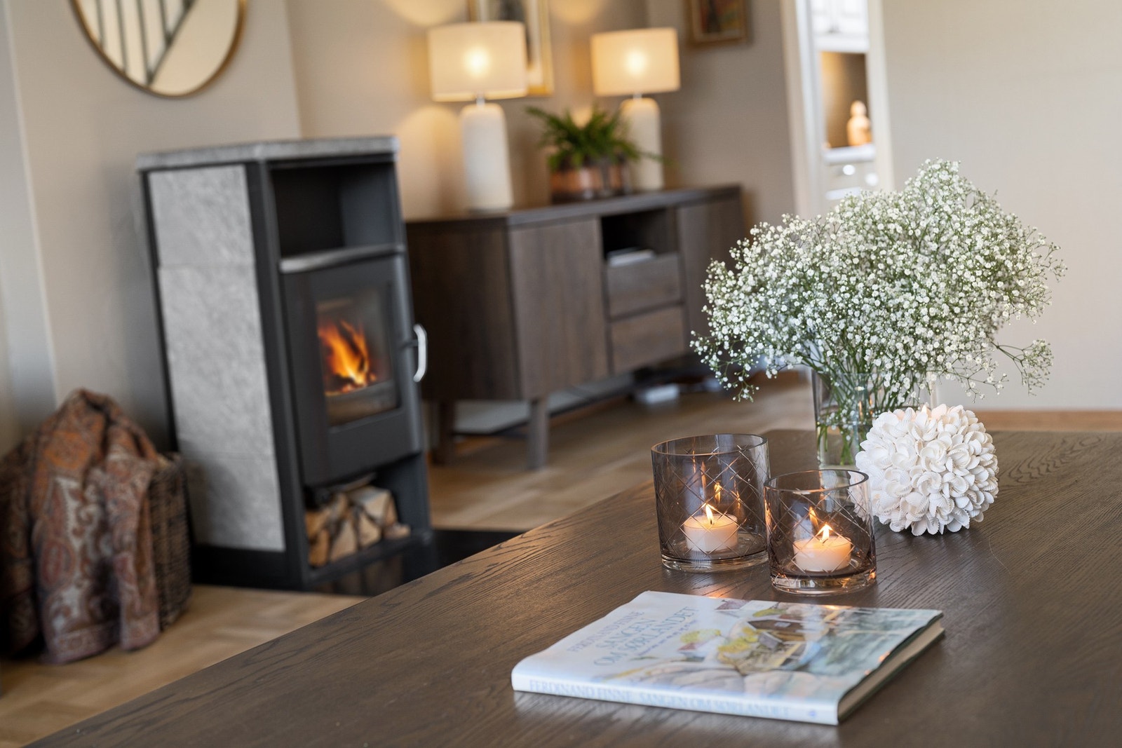 Peis i stue i tillegg til varmepumpe i boligen Galleribilde