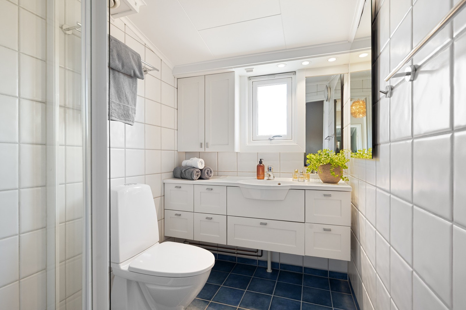 Bad fra 2001 i 2. etasje Galleribilde