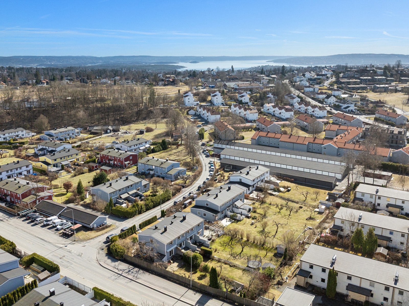 Det er hyggelige fellesarealer rundt boligen Galleribilde