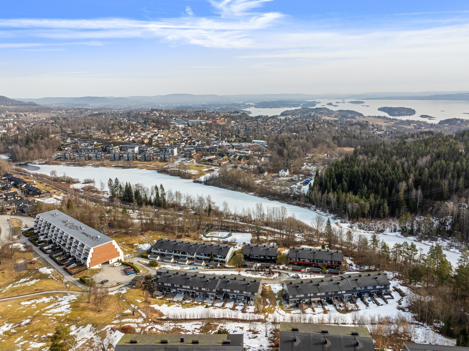 Velkommen til Kullebunnveien 19 - Et eldorado for store og små! Galleribilde