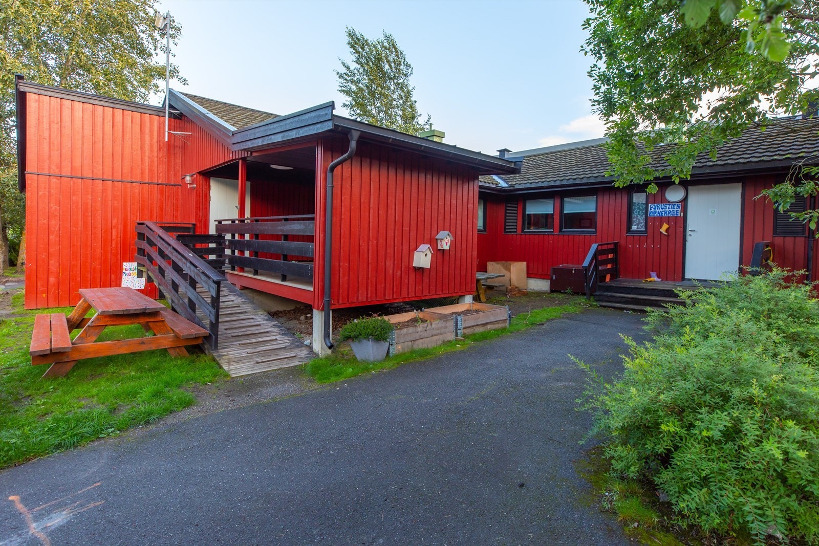 Det er mange barnehager i området, her fra Furustien Barnehage. Galleribilde