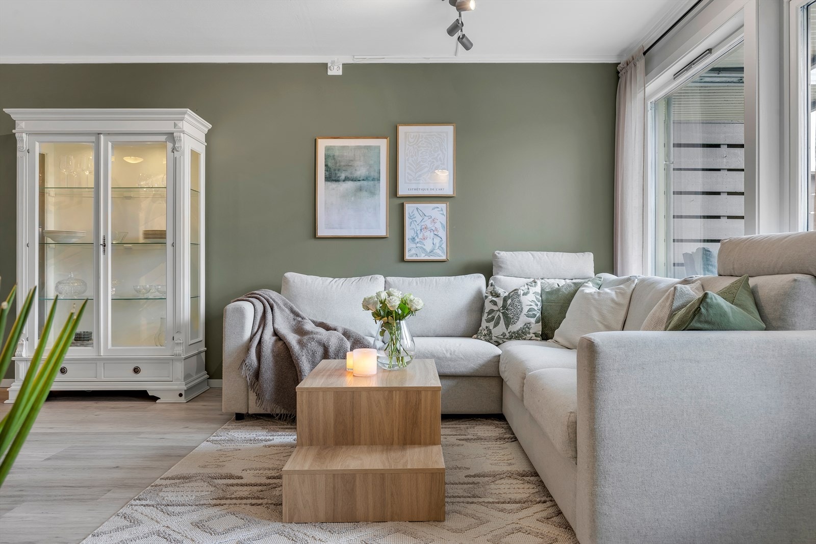 Oppvarming via fjernvarme. Dette er for øvrig inkludert i felleskostnadene. Galleribilde