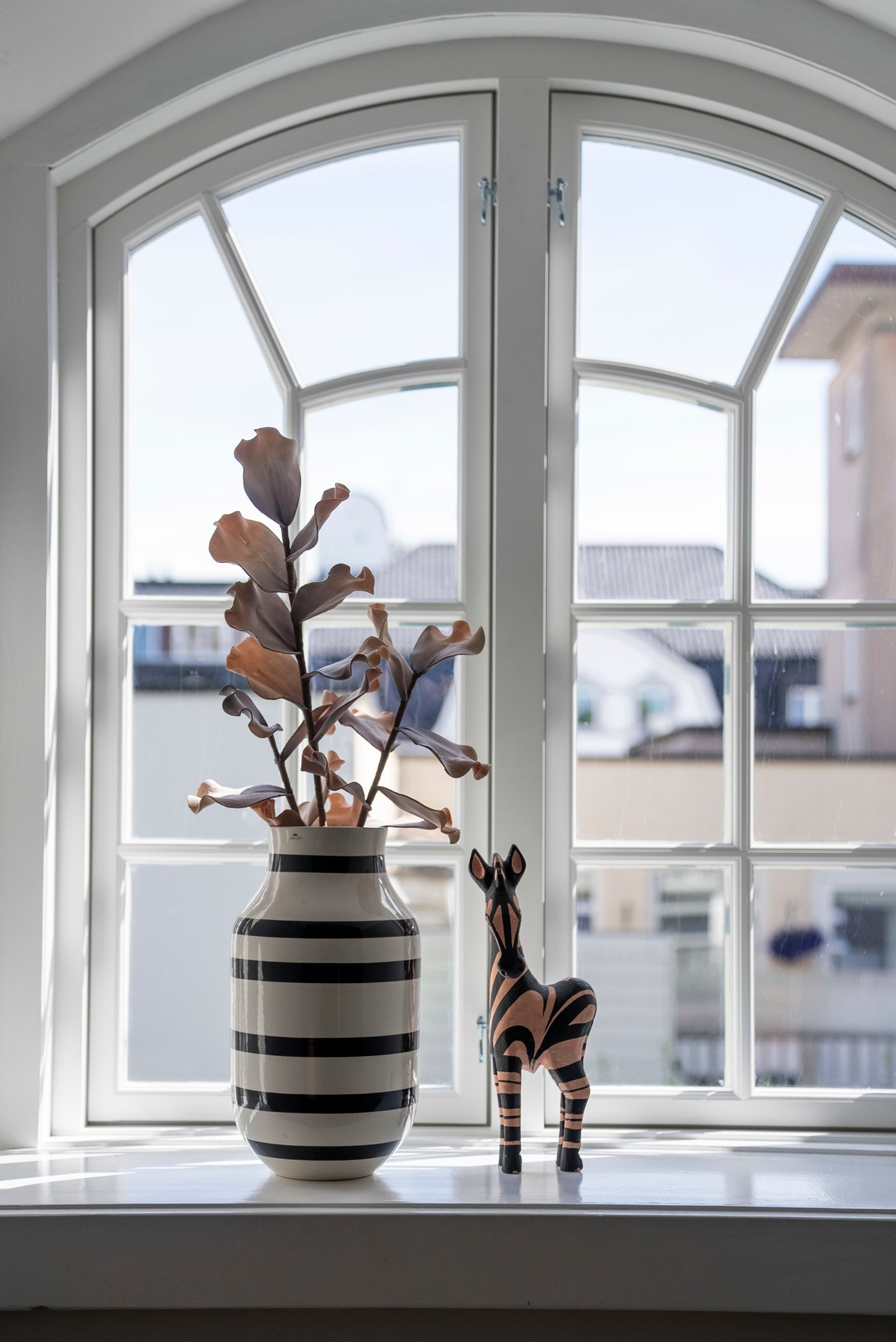 Vakre vinduer i alle rom Galleribilde