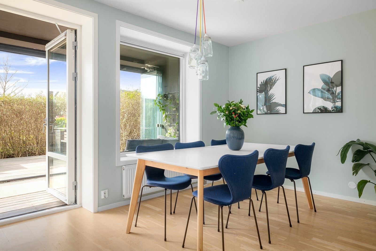 - Det er balansert ventilasjonsanlegg med avtrekk fra kjøkken og bad. Tilluft via ventiler i oppholdsrom - Galleribilde