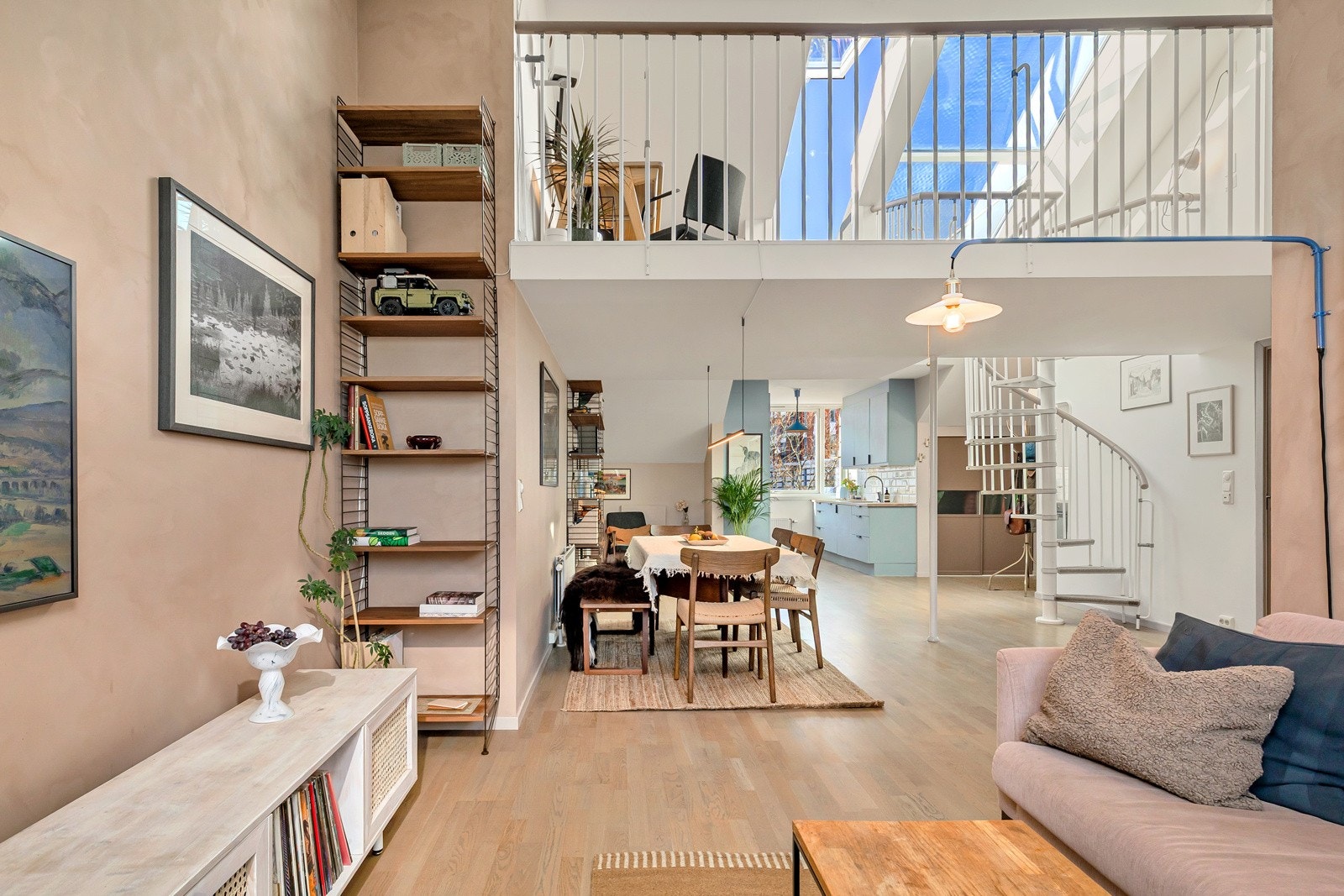 En luftig og nydelig romfølelse i alle rom! Galleribilde