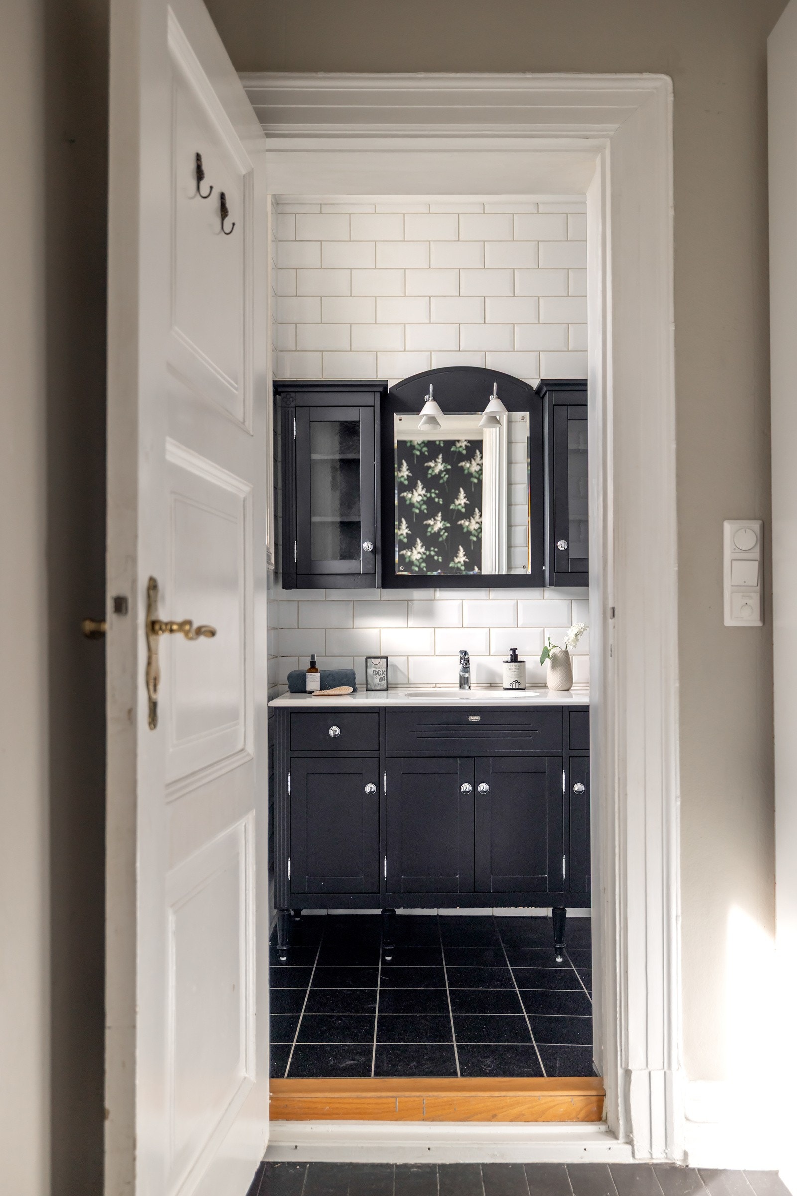 Eget baderom med inngang fra hovedsoverommet Galleribilde