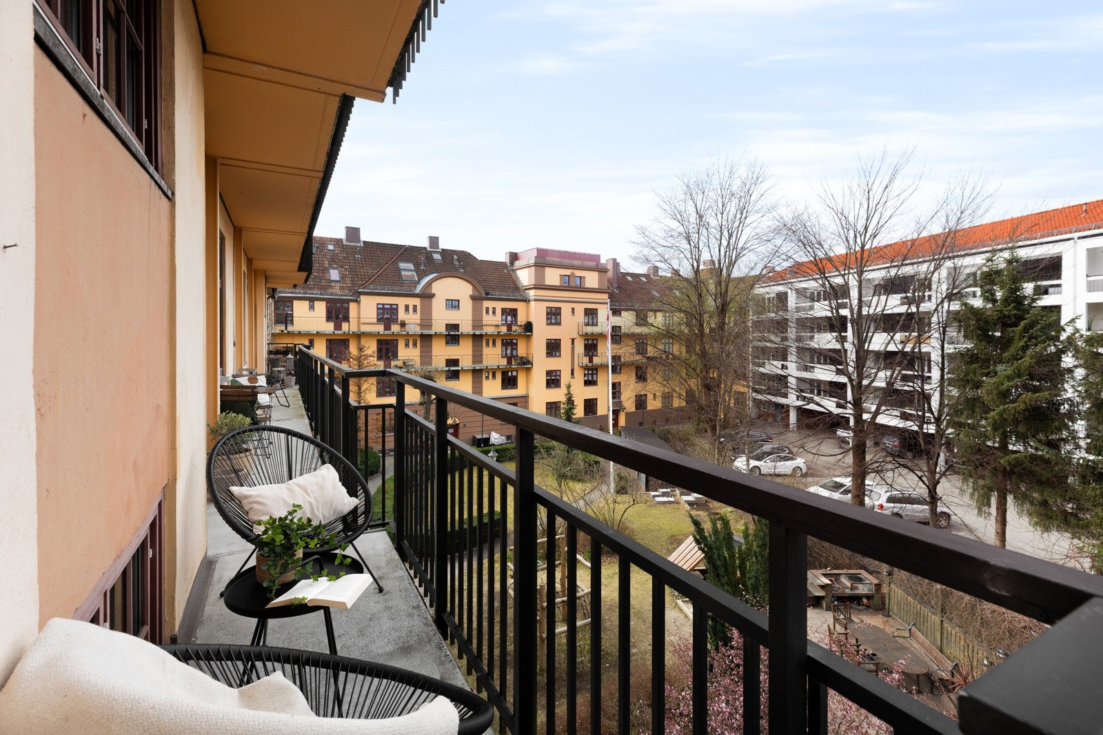 Her kan man nyte solen til 20.00 - 20.30. Galleribilde