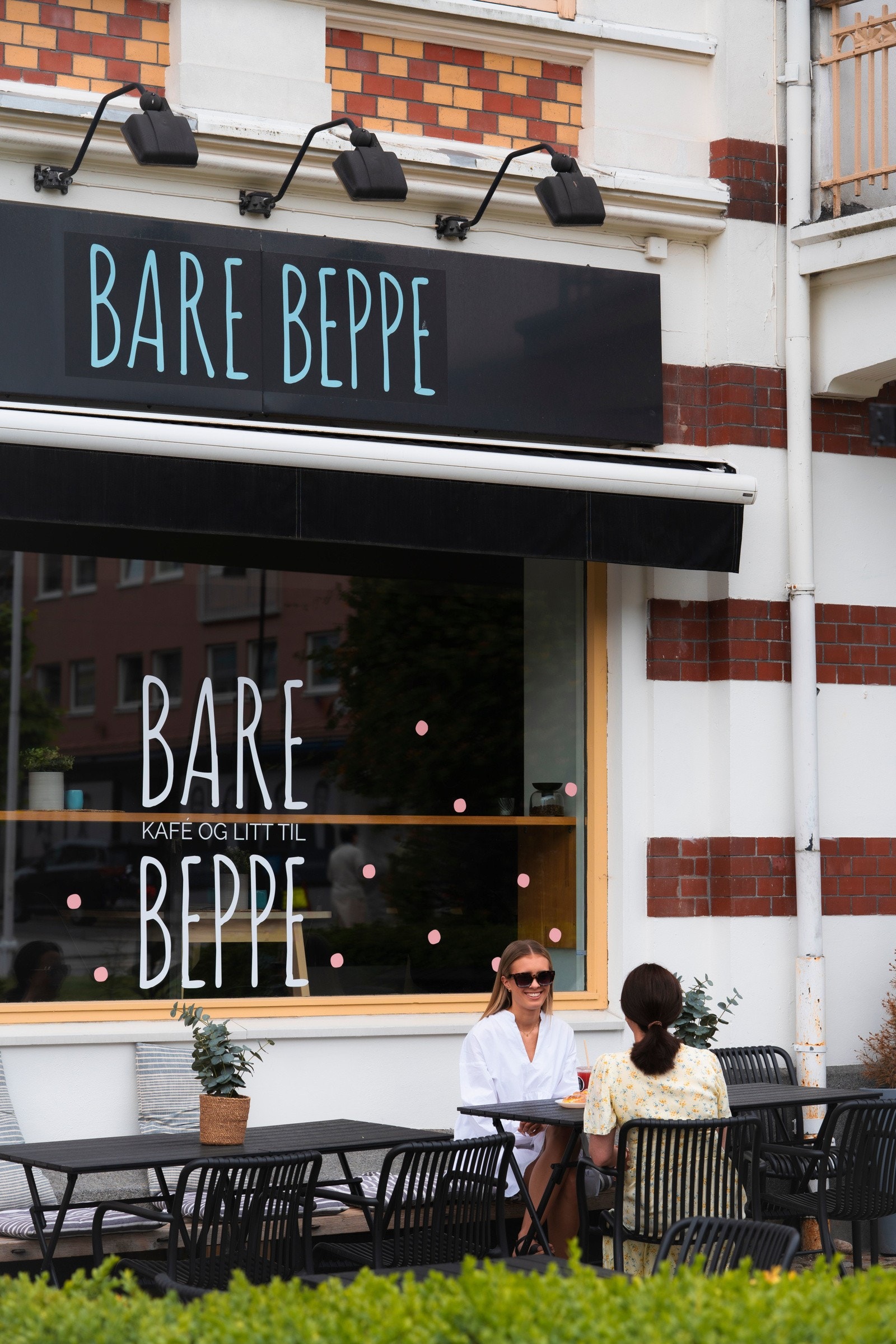 Sandefjord sentrum har et rikt utvalg av butikker, kaféer og spisesteder. Galleribilde