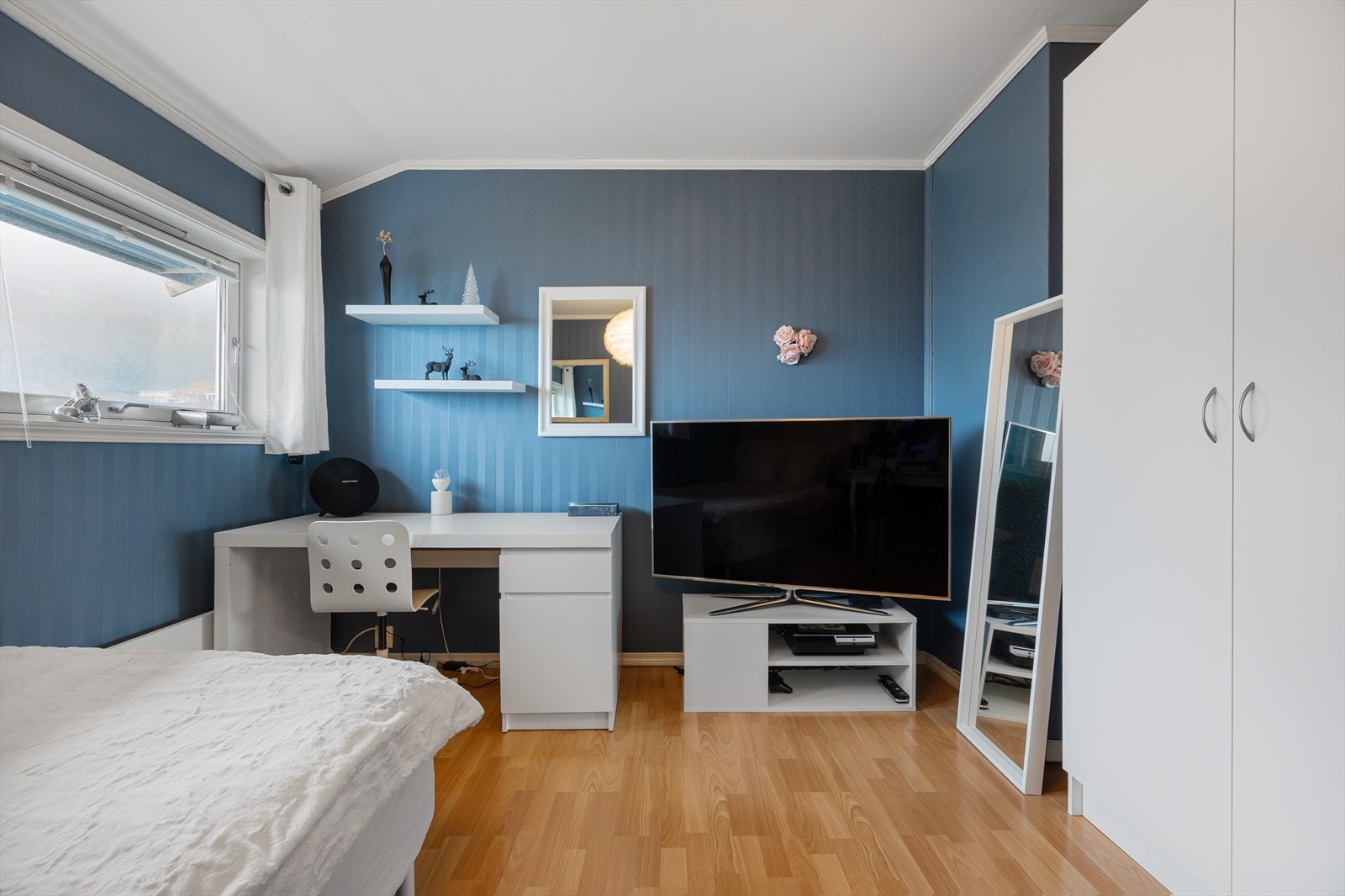 Alle er av grei størrelse og målt til hhv. 6,90 m², 9,60 m² og 11,80 m². Galleribilde