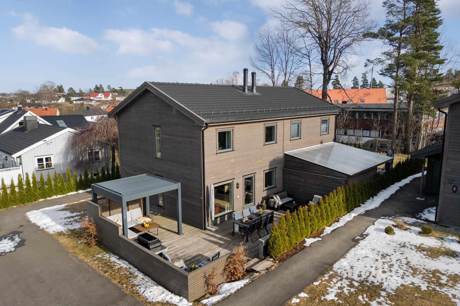 EIE Tønsberg v/Hanna Sundby presenterer Vearveien 32A! Galleribilde