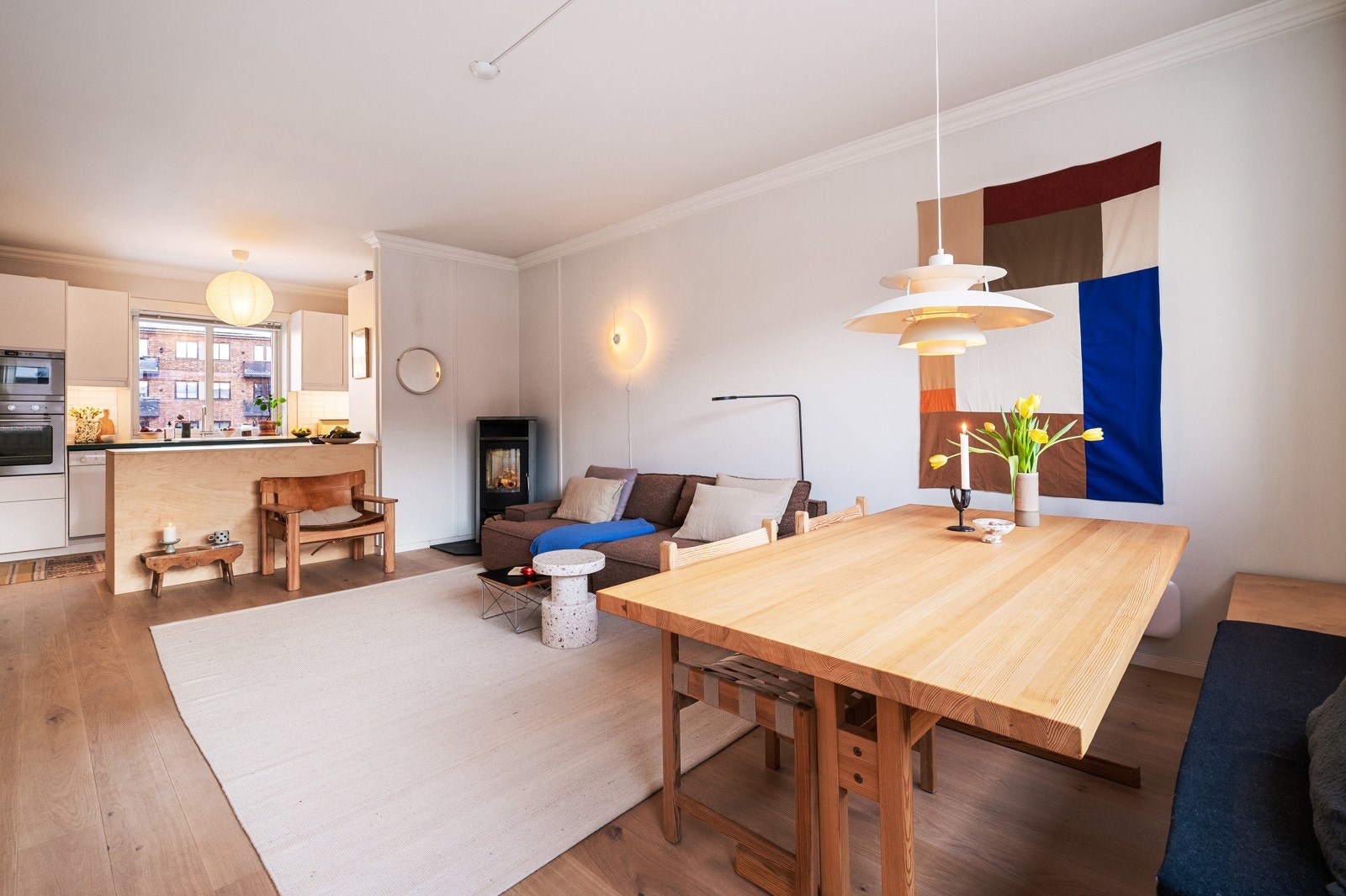 Stuens størrelse tilrettelegger for naturlig soneinndeling. Galleribilde