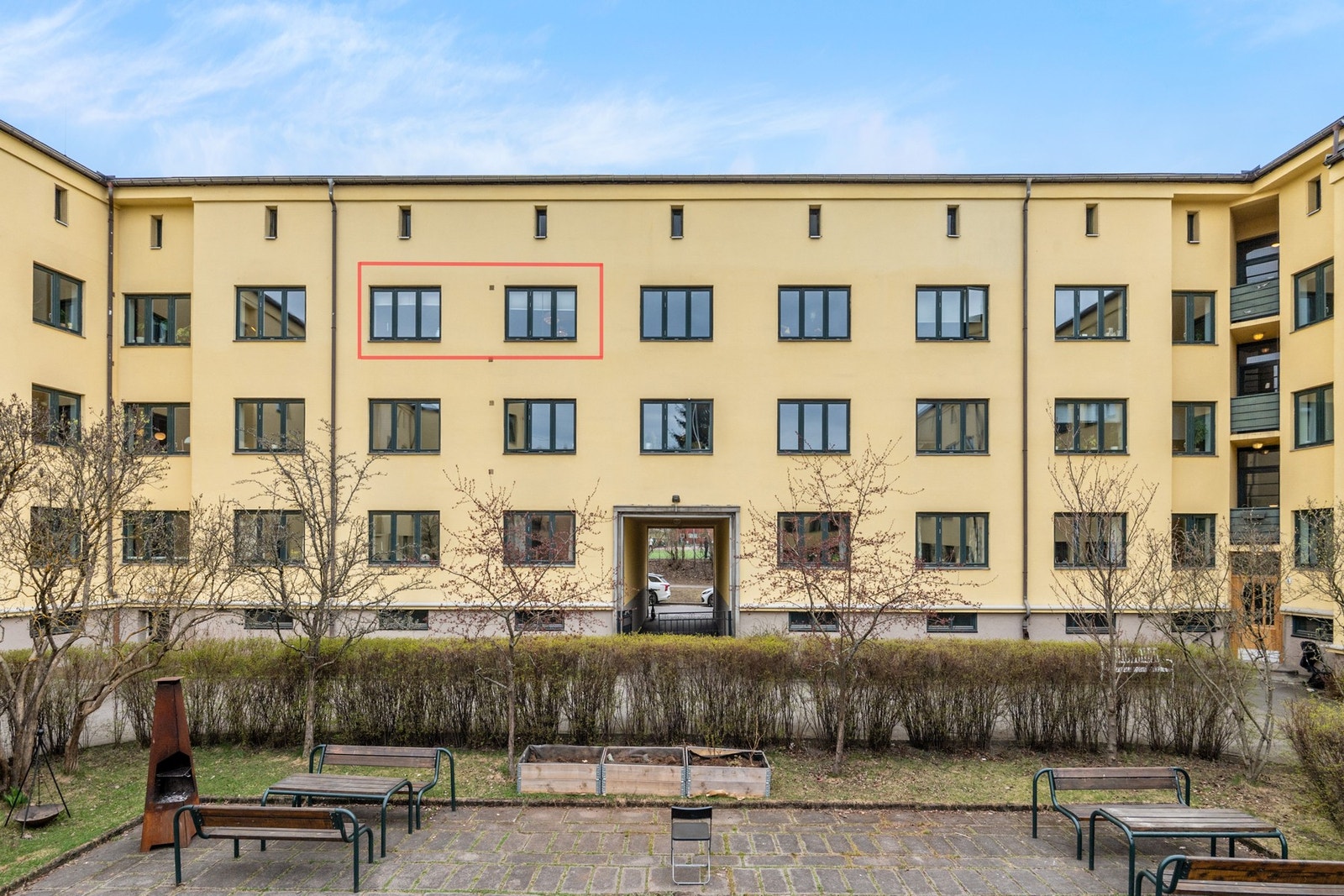 Meget hyggelig og rolig bakgård Galleribilde