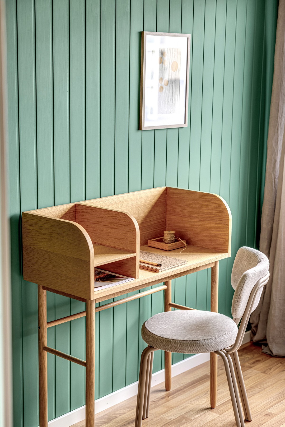 Rommet gjør seg perfekt som barnerom, gjesterom eller kontor! Galleribilde